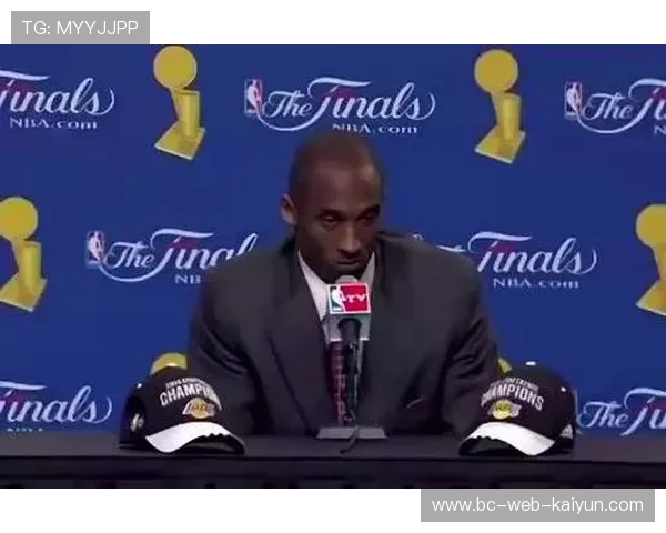 泪水与荣耀交织当传奇谢幕球星告别战定格永恒瞬间 泪水与荣耀交织当传奇谢幕球星告别战定格永恒瞬间