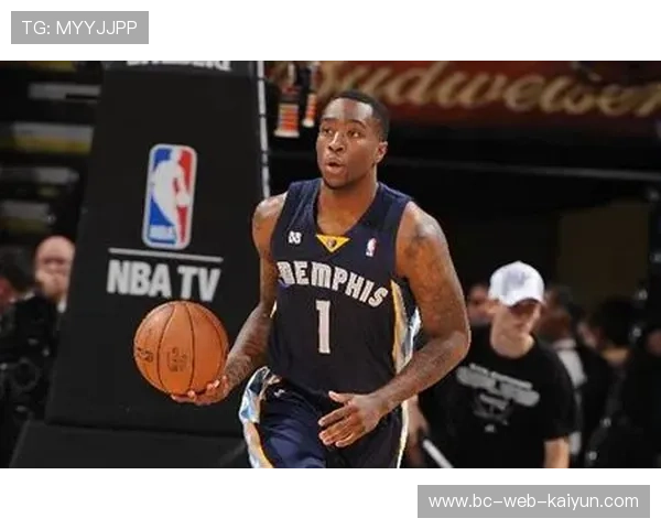 罗滕怒批克劳斯：拿职业当儿戏，这态度太丑闻，罗腾nba