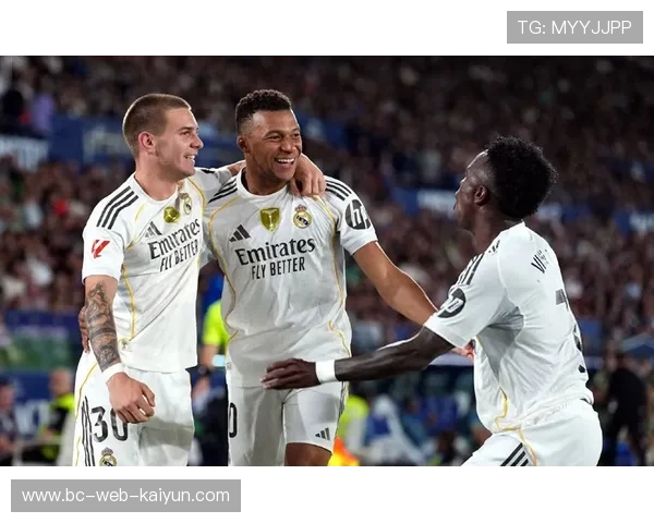 西甲皇马前场串联细腻，锋线把握住良机