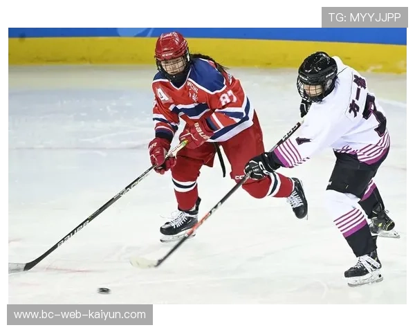 冰球门将视野训练:角度判断与反应速度的修炼 冰球门将视野训练:角度判断与反应速度的修炼